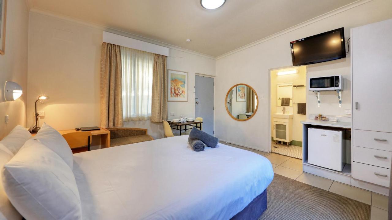 Hamilton Hume Motor Inn Yass Esterno foto