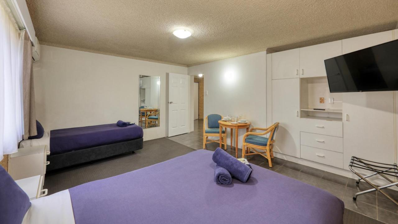 Hamilton Hume Motor Inn Yass Esterno foto